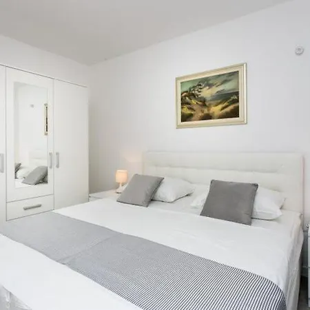 Dup I - Two Bedroom With Balcony 杜布罗夫尼克