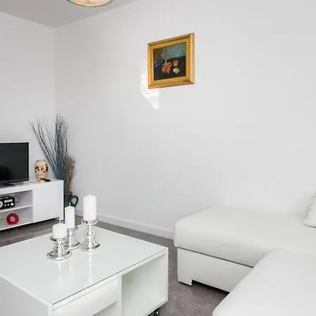 Dup I - Two Bedroom With Balcony * 杜布罗夫尼克