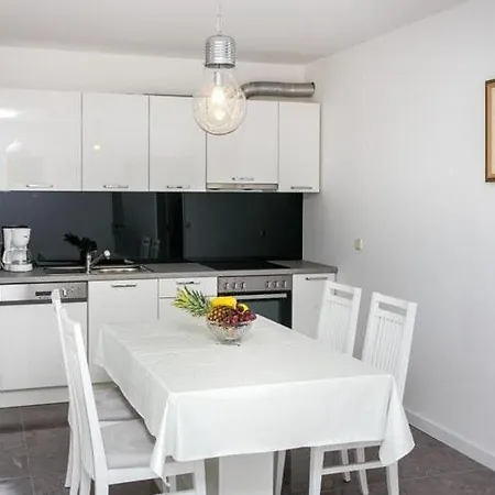 Lägenhet Dup I - Two Bedroom With Balcony *