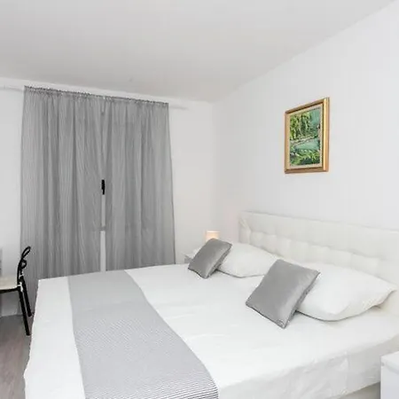 Dup I - Two Bedroom With Balcony 두브로브니크